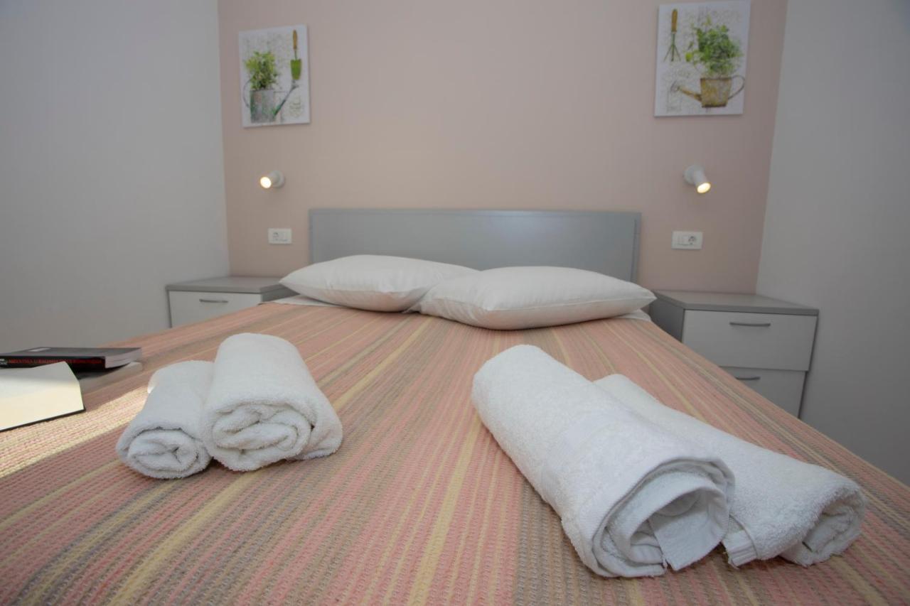 Apartments Medvidovic Baška Voda المظهر الخارجي الصورة